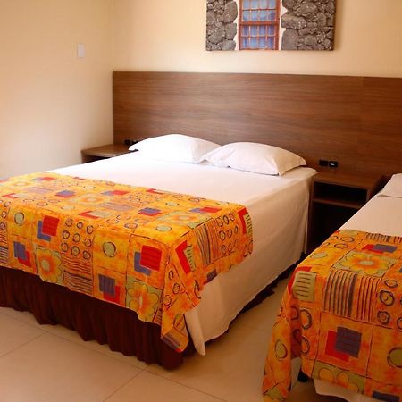 פנייה Hotel Acoriano מראה חיצוני תמונה
