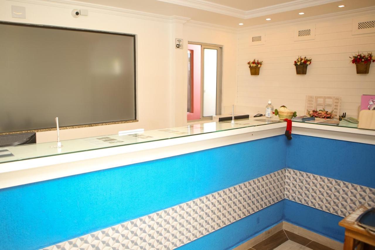 פנייה Hotel Acoriano מראה חיצוני תמונה