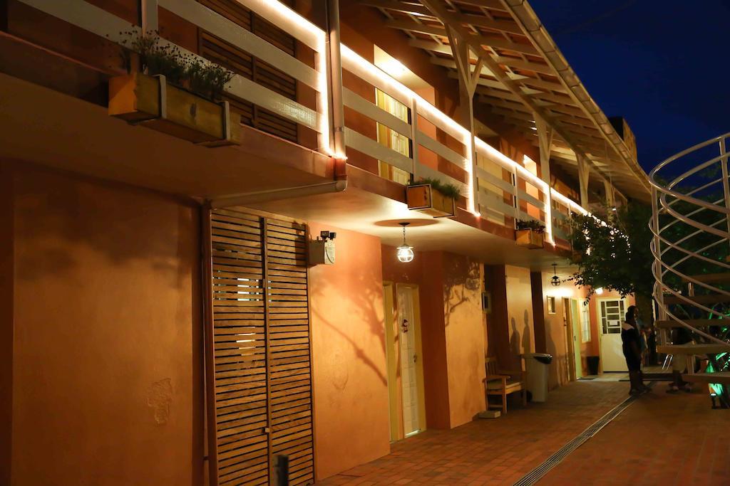 פנייה Hotel Acoriano מראה חיצוני תמונה